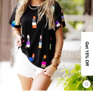 NWT - Queen of Sparkle lipstick tee (large)